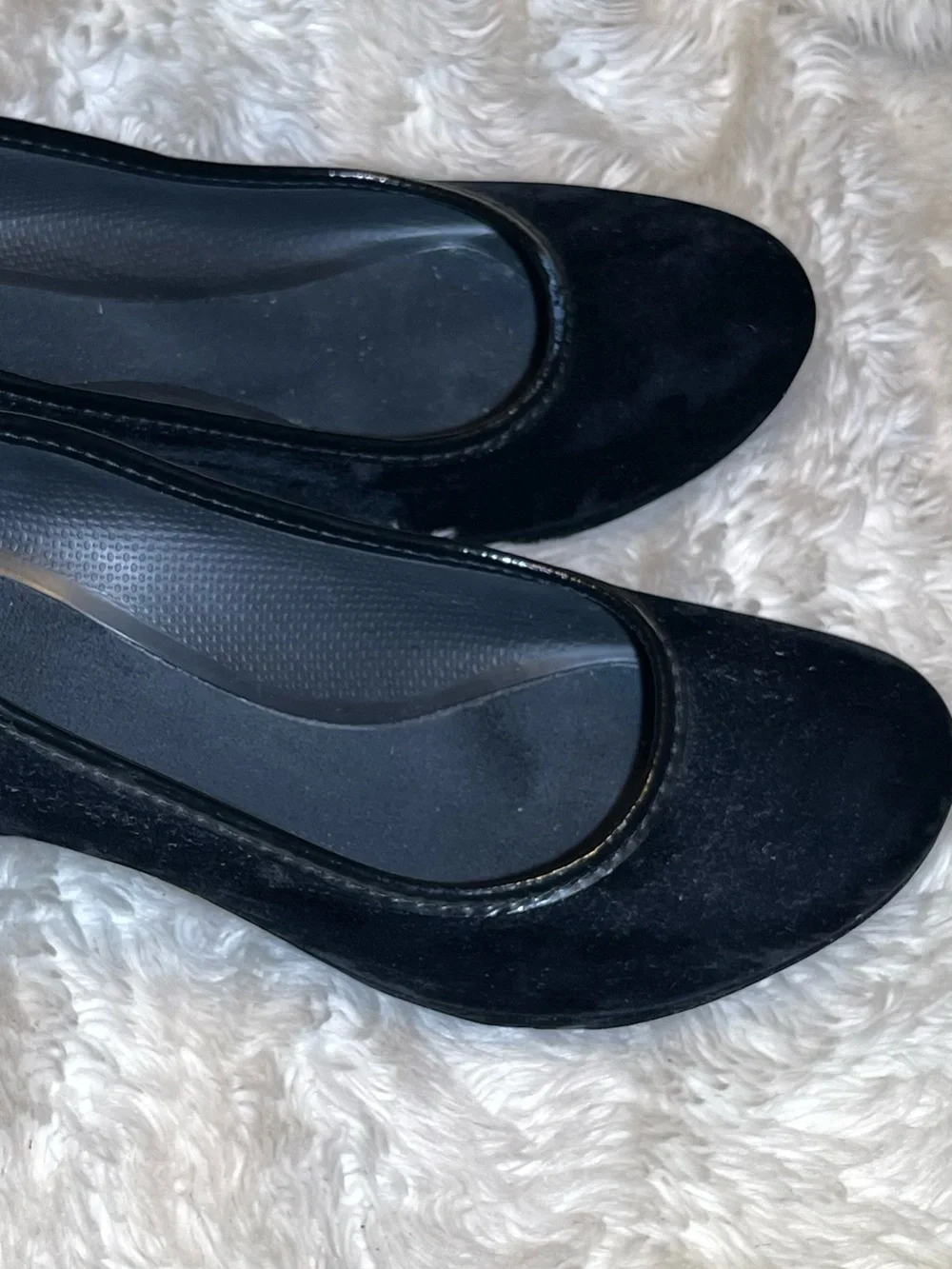 Crocs black velvet shoes size 11